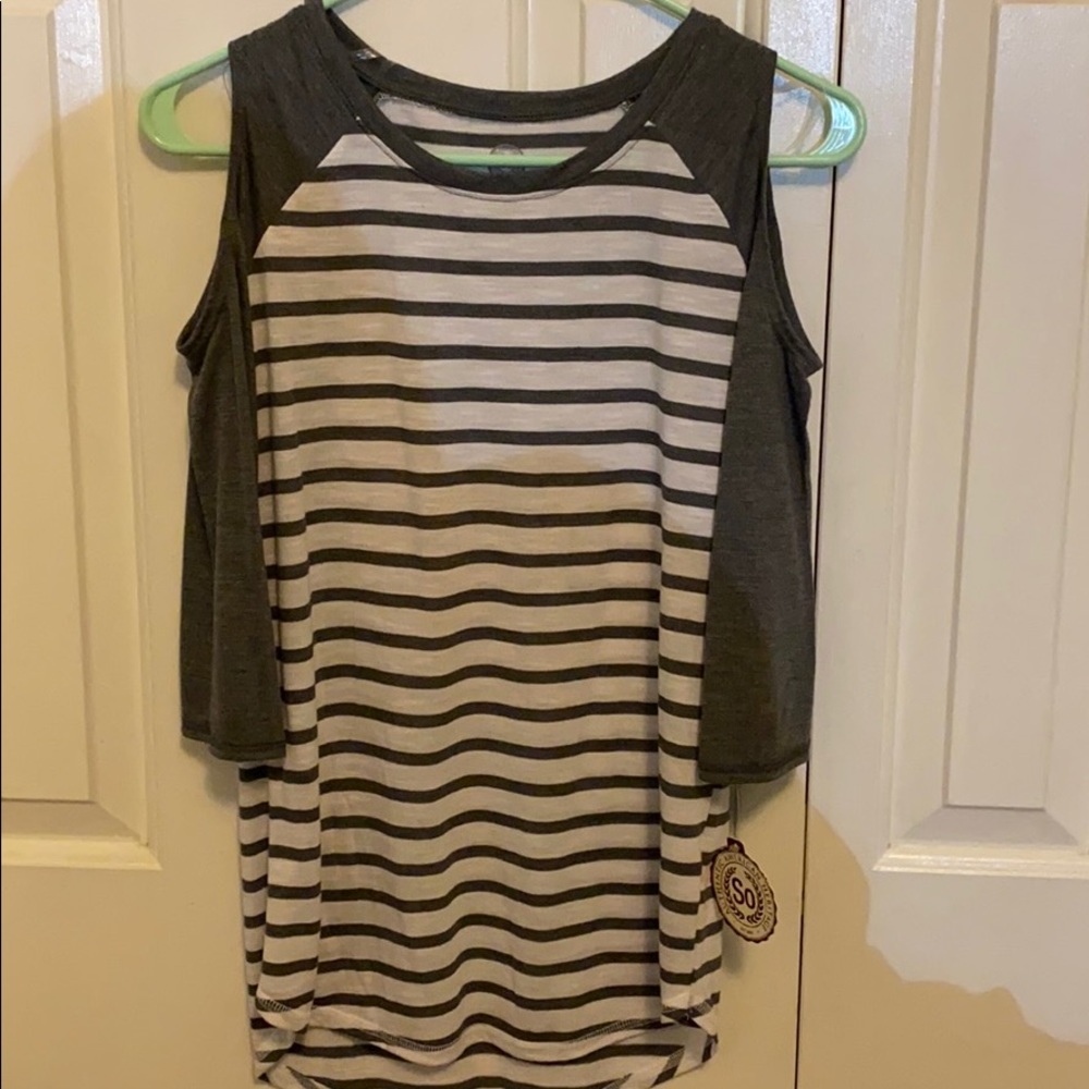 Striped Longsleeve T-shirt